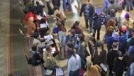 Tízezernél több állást hirdettek meg az országban