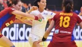 Női kézi-vb: csütörtökön jöhet a román-magyar presztízscsata