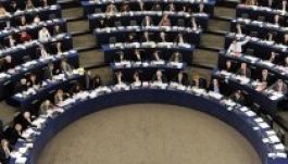 Az EP védelmébe vette a 6 millió roma uniós állampolgárt