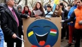 Magyarországnak is köszönetet mondtak az Ungváron tüntető diákok