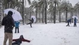 Száztizenkét év után havazott Kairóban