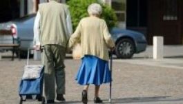 Újraszámolnak kétszázezer nyugdíjat