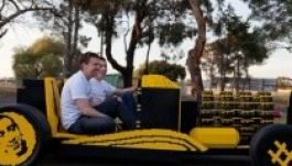 Működő lego-autót épített egy dévai fiatalember