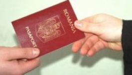 Bíróság előtt egy magyar rendőrt megvesztegetni próbáló román férfi