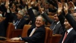 A honatyák bevallották: sokszor nem tudják, mit szavaznak meg