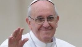 Felülmúlja népszerűségben az elődeit Ferenc pápa