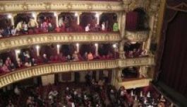 Operettel és ősbemutatóval ünneplik az erdélyi színházak az új évet