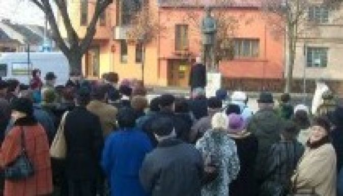 Már Petőfi is megosztja a marosvásárhelyi magyarokat