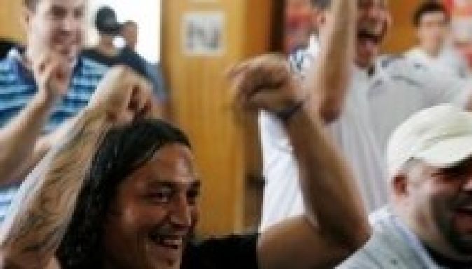 Hatezer elítéltnek nyílhat meg a börtönkapu februárban