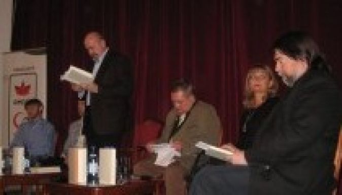 Markó: a művészet maradandó, nem a politika