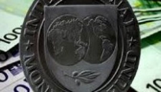 Bukarestben vizsgálódik az IMF küldöttsége