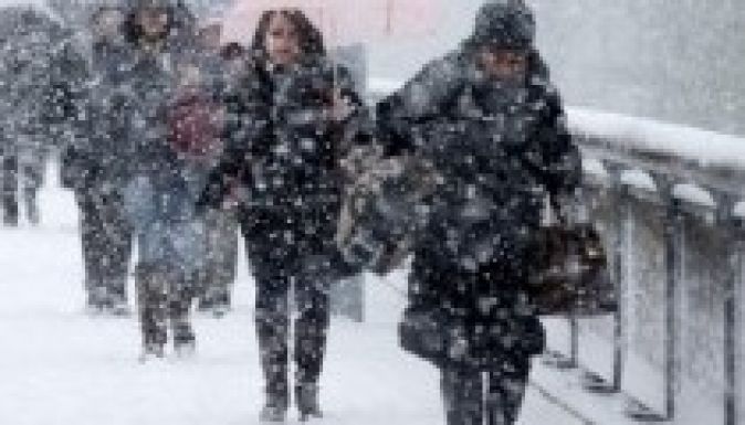 Fagy és hóvihar várható az egész országban