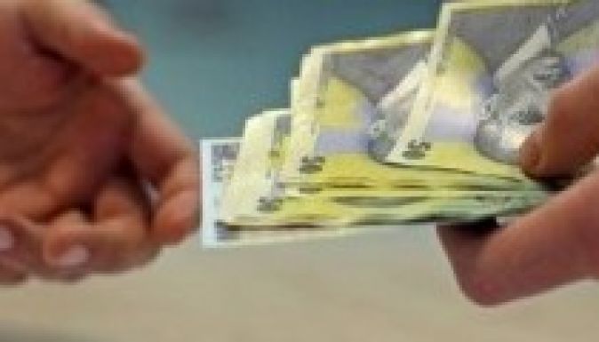 A magánszemélyek készpénzkifizetéseit is korlátoznák