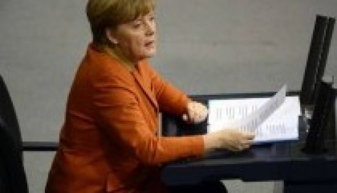 Merkel: munkavállalók jöhetnek, „szociális turisták” nem