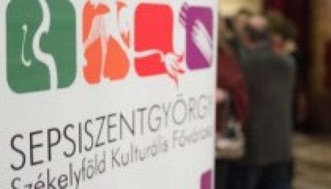 Hamlettel kezdődött meg a Játék éve