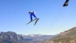 Új sztárja van a síugrásnak: Thomas Diethart „felrobbantotta” a mezőnyt