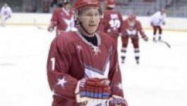 Putyin is kipróbálta a szocsi jégcsarnok jegét (VIDEÓ)