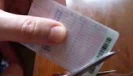 Ezrével büntetnek a közúti rendőrök