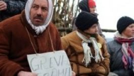 Abbahagyni kényszerültek az éhségsztrájkot a pungești-i tüntetők