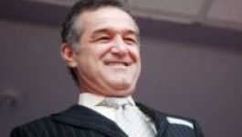 Napi nyolc órára kiengedik a börtönből Becalit