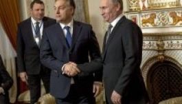 Orbán Viktor szűk körben egyeztetett Vlagyimir Putyinnal