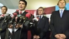 Ipsos: utolérte a DK az Együtt-PM-et, tovább nőtt a Fidesz