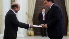 Átadta megbízólevelét a román államfőnek az új magyar nagykövet