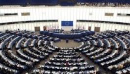 Brüsszel nem tréfálna az emberi jogokkal