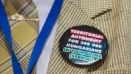 Alkotmányellenes a szerbiai nemzeti tanácsokról szóló törvény