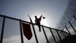 Menekültek rohanták meg a spanyol enklávét Afikában