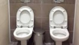 Dupla vécécsészés mosdóra talált a BBC tudósítója Szocsiban