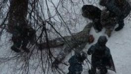 Mesterlövész vadássza az ukrán tüntetőket (ÉLŐ VIDEÓ)