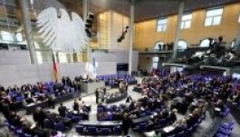 A német kormánykoalíció fizetne is, hogy „izmosabb” ellenzéke legyen