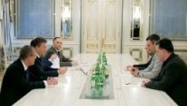 Három napot adott az amnesztiára az ukrán ellenzék