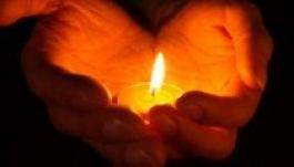 A holokauszt áldozataira emlékeztek hétfőn világszerte