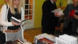 Irodalmi szalon Bukarestben a Mentor kiadóval