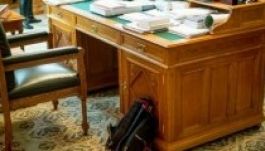 Így néz ki Orbán Viktor miniszterelnök íróasztala