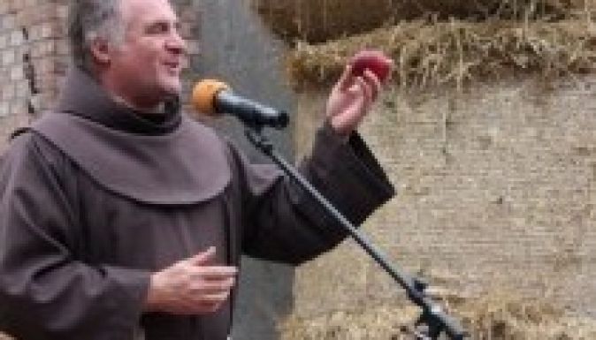 Böjte Csaba: tegyük tündérkertté szülőföldünket