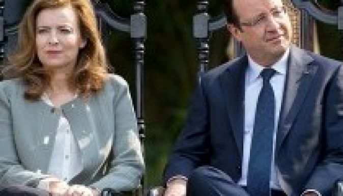 Obamáéknak újra kellett nyomtatni a meghívókat Hollande szakítása miatt