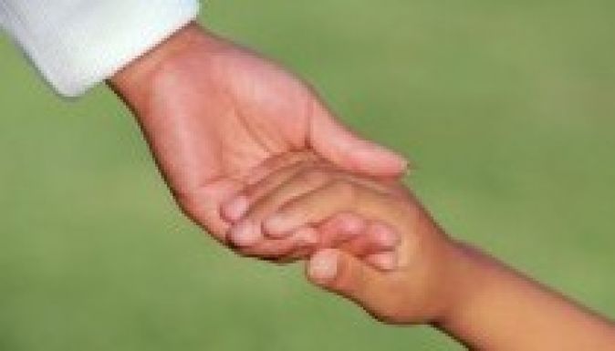 Önálló szakterületként kezelnék a gyermekvédelem kérdését az EP-ben