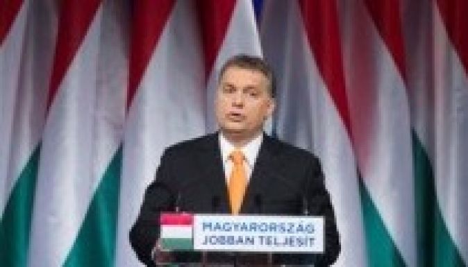 Orbán: fújjátok meg a kürtöket és nyergeljetek!