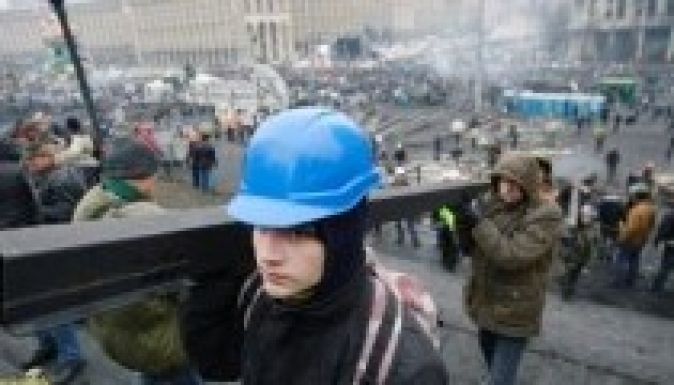 Rendületlenül állnak a barikádok Kijevben