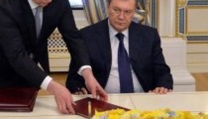 Tömeggyilkossággal vádolják Viktor Janukovicsot