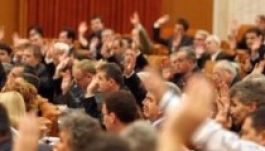 Ez lesz az alkotmánymódosítás várható menetrendje