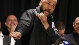 Kitiltották Nagy-Britanniából Anelka antiszemitizmussal vádolt barátját