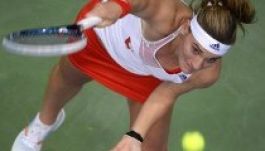 Babos bravúrral egyenlített Halep ellen, a párosban dől el a csata