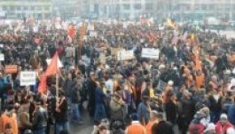 Kormányellenes tüntetést szervezett a PDL Bukarestben