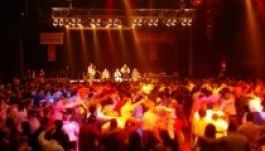 Lakodalmas Csángó Bált tartanak Budapesten