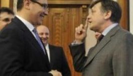 Koalíciós válság: Victor Ponta békülne a liberálisokkal