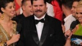 El sem indult, de már megbukott a Csillag születik